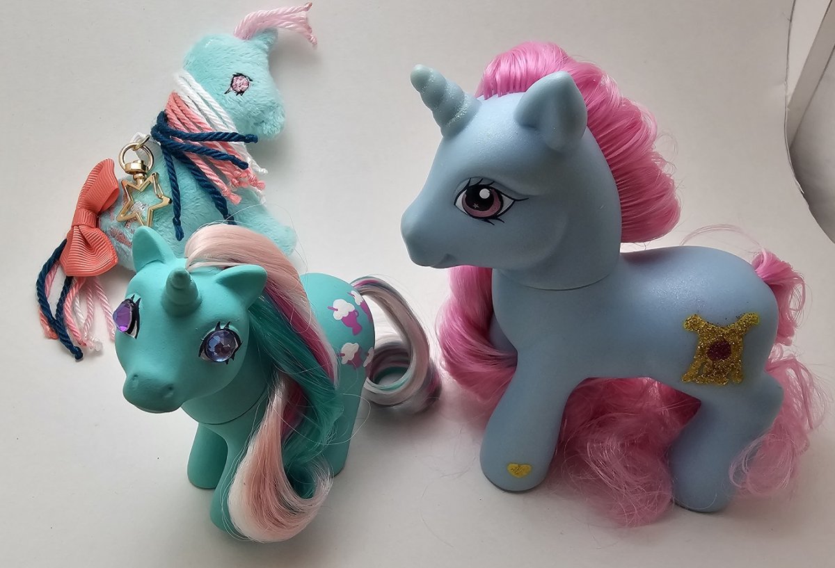 6 - custom ponies.jpg